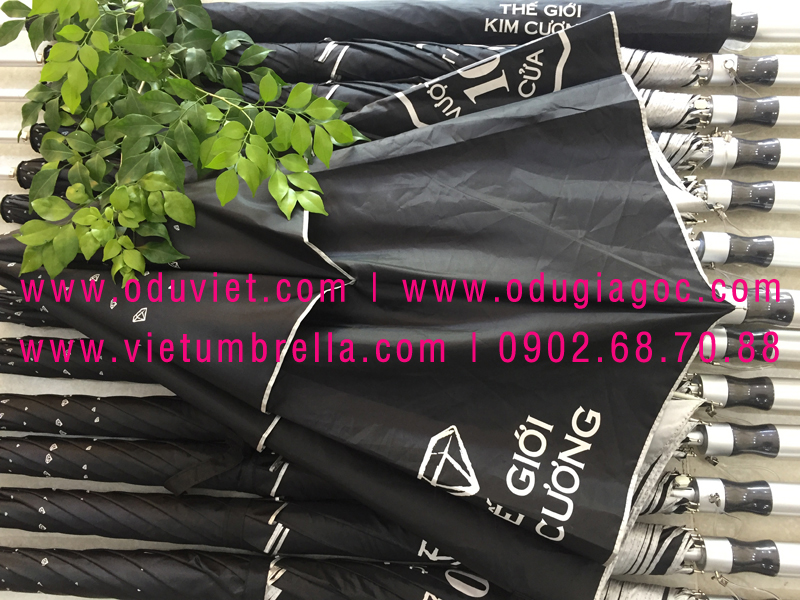 xưởng sản xuất ô dù cầm tay in logo quảng cáo